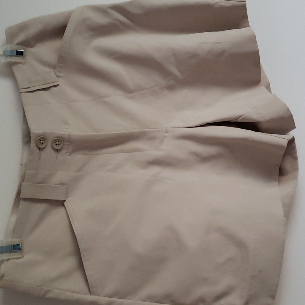 Nike Golf shorts size 4P